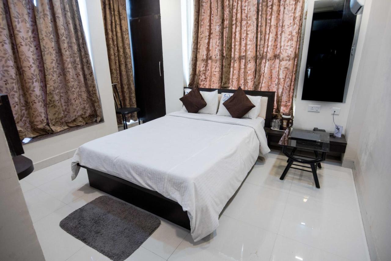 Hotel Mayur Palace Bhopal Exterior photo